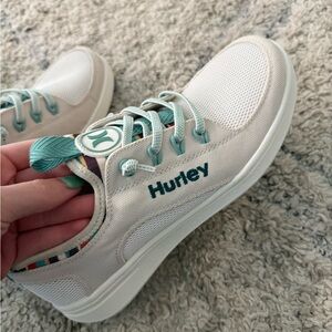 Hurley Cream and Teal Casual Shoes